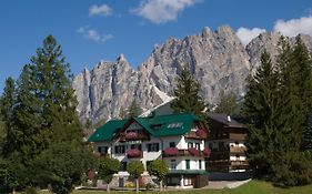 Hotel Oasi